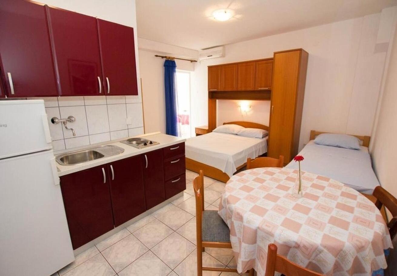 Apartments Juri Sućuraj 外观 照片