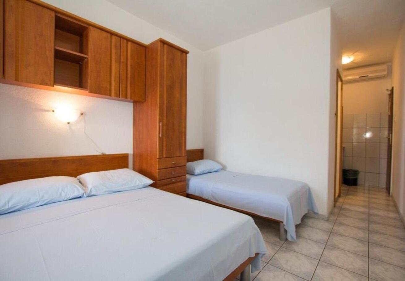 Apartments Juri Sućuraj 外观 照片